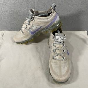 Nike Air VaporMax 2019 SE Grey Purple Agate Sneaker Shoes Womens Shoes Size 9.5